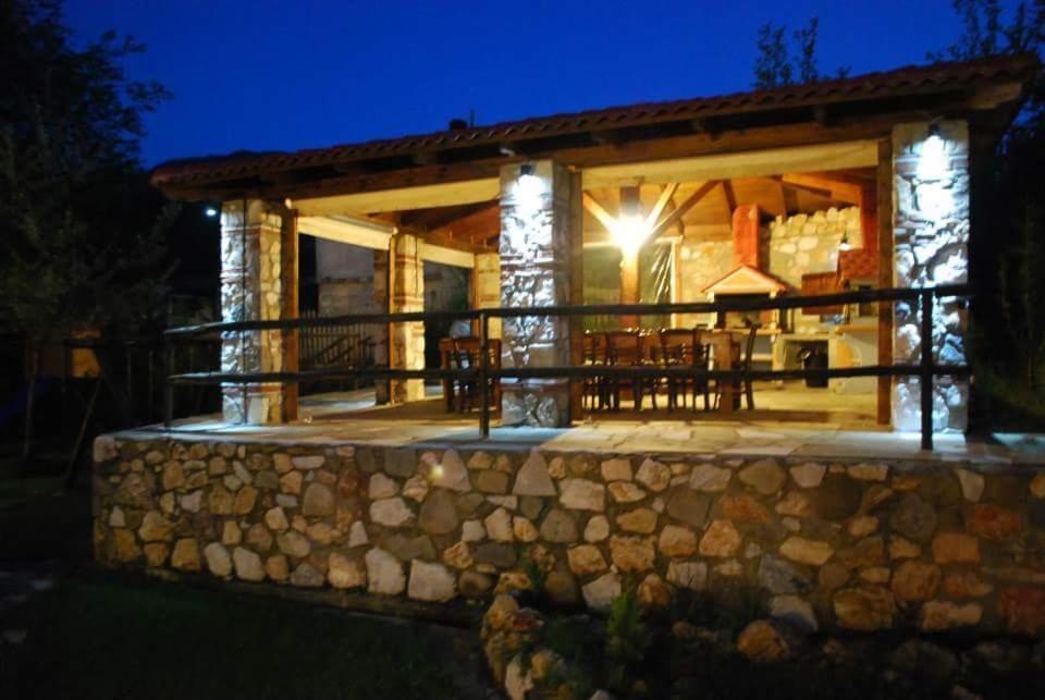 Hotel Tzivaeri Likodhrómion Exterior foto